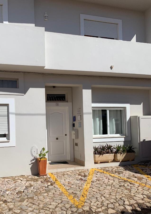 Casa Da Aldeia - Guest House Odiáxere Exteriör bild